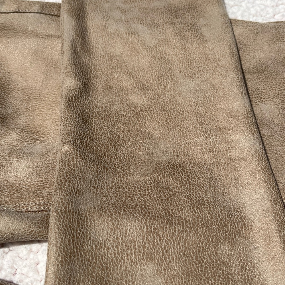 Soft Textured Pants - Picture 3 of 8